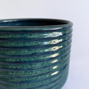 Cachepô de Cerâmica Esmaltada Canelado Acqua