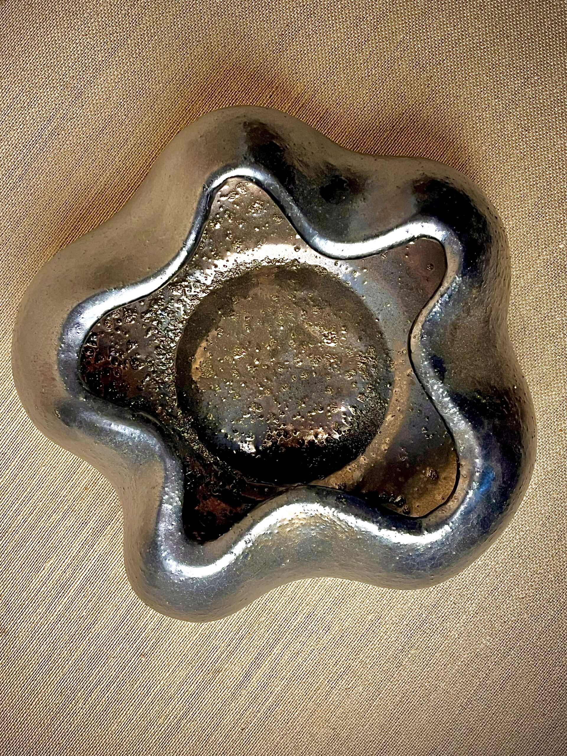 Cachepô de Cerâmica Esmaltada Cuia Dark Metalic Waves - Imagem 3