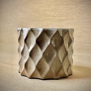 Cachepô de Cerâmica Esmaltada Matelassê Sand Quail