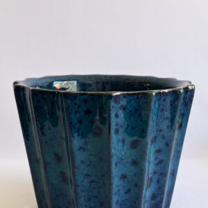 Cachepô de Cerâmica Esmaltada Acqua Esuro Ondas