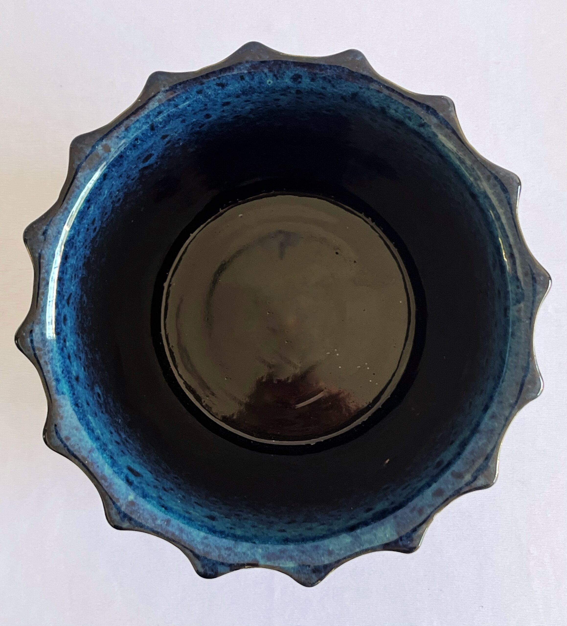 Cachepô de Cerâmica Esmaltada Acqua Esuro Ondas - Imagem 2