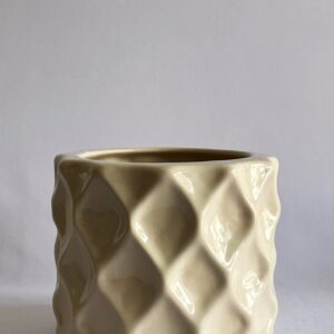 Cachepô de Cerâmica Esmaltada Matelassê Off White